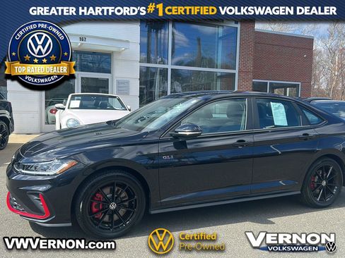 Certified 2025 Volkswagen Jetta GLI Autobahn w/ GLI Black Package FWD image 1