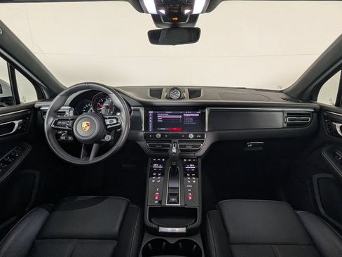 Certified 2025 Porsche Macan GTS AWD/4WD image 20
