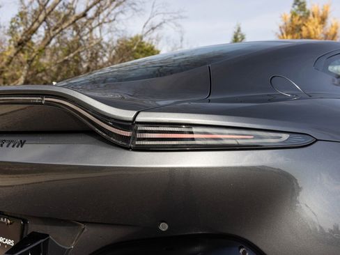 Used 2023 Aston Martin V8 Vantage Coupe image 49