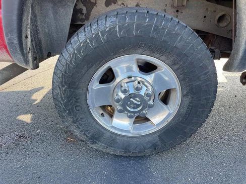 Used 2006 Dodge Ram 2500 Truck SLT image 15