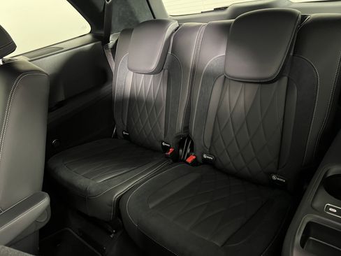 New 2026 Mercedes-Benz GLS 63 AMG 4MATIC image 23