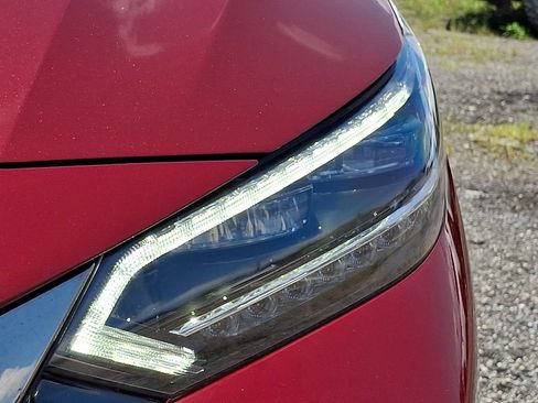 Certified 2023 Nissan Sentra SR w/ SR Premium Package FWD image 10