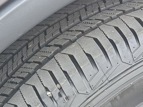 Used 2024 Dodge Durango SXT w/ 3rd Row Seating Group AWD/4WD image 44