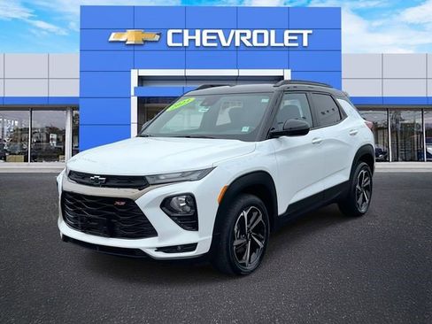 Certified 2023 Chevrolet TrailBlazer RS image 2