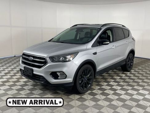 Used 2017 Ford Escape Titanium AWD/4WD image 1