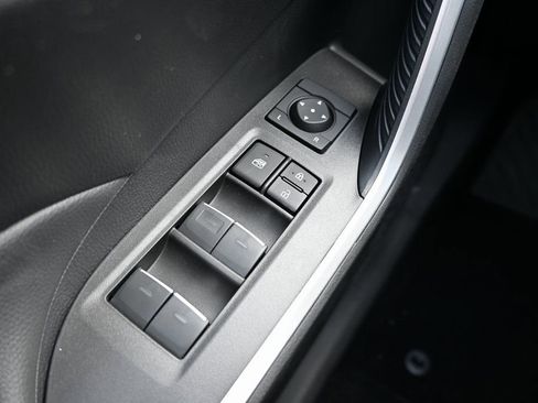 New 2025 Toyota RAV4 XLE image 28