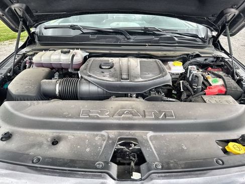 Used 2025 RAM 1500 Laramie AWD/4WD image 26