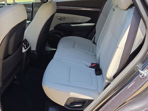 Used 2023 Hyundai Tucson Limited image 13