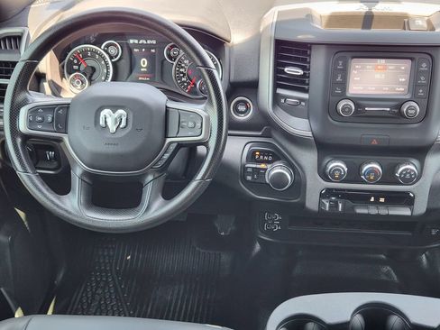 Used 2024 RAM 2500 Tradesman w/ Chrome Appearance Group AWD/4WD image 26