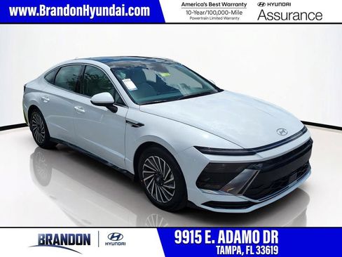 New 2026 Hyundai Sonata SEL FWD image 1
