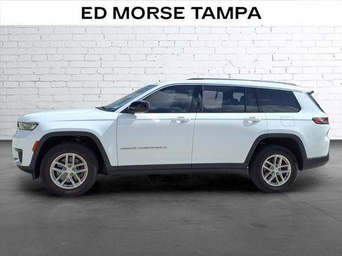 Used 2023 Jeep Grand Cherokee L Laredo w/ Luxury Tech Group I RWD image 2