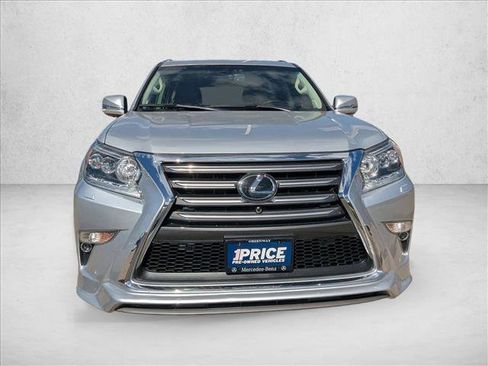 Used 2019 Lexus GX 460 Luxury image 2