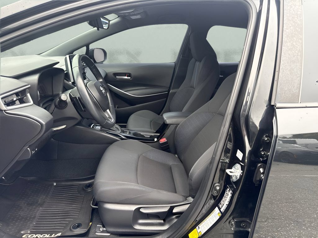 Used 2020 Toyota Corolla SE FWD image 9