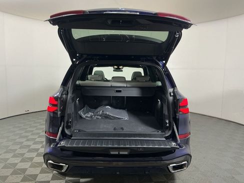 New 2026 BMW X5 xDrive40i w/ M Sport Package image 29