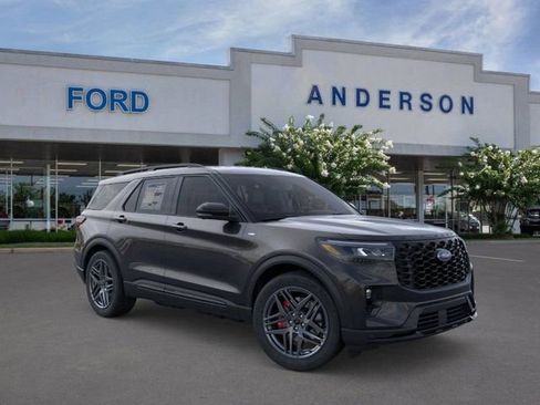 New 2026 Ford Explorer ST-Line w/ ST-Line Street Pack image 7