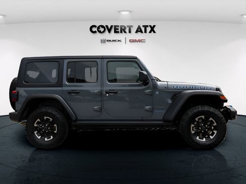 Used 2025 Jeep Wrangler Unlimited Rubicon 4xe AWD/4WD image 8