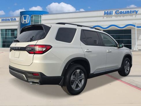 New 2026 Honda Pilot EX-L image 5