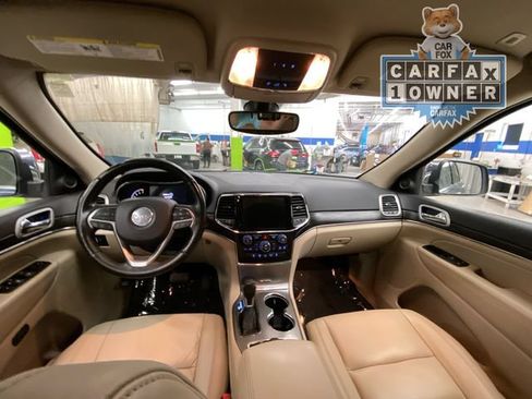 Used 2019 Jeep Grand Cherokee Limited AWD/4WD image 27