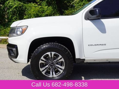 Used 2022 Chevrolet Colorado Z71 AWD/4WD image 5
