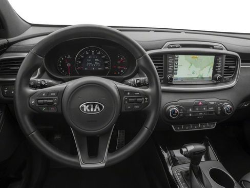 Used 2018 Kia Sorento SX AWD/4WD image 10