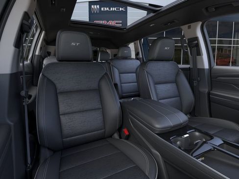 New 2026 Buick Enclave Sport Touring w/ Power Package FWD image 28