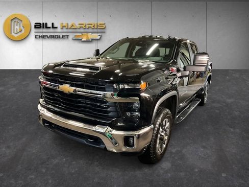 Used 2024 Chevrolet Silverado 2500 LT w/ All Star Edition AWD/4WD image 2