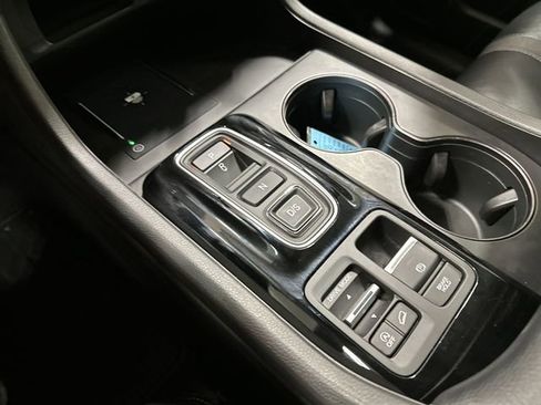 Used 2024 Honda Pilot EX-L image 36