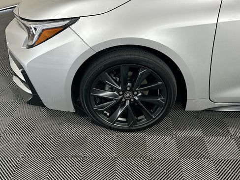 Used 2025 Toyota Corolla SE FWD image 11