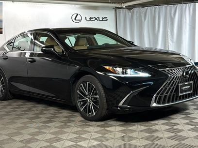 Certified 2024 Lexus ES 350 w/ Premium Package