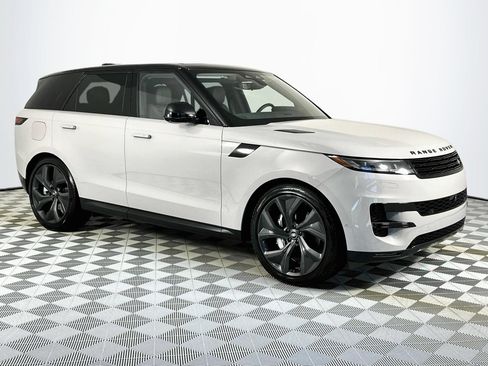 Certified 2024 Land Rover Range Rover Sport SE AWD/4WD image 3
