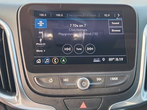 Used 2019 Chevrolet Equinox LT FWD image 16