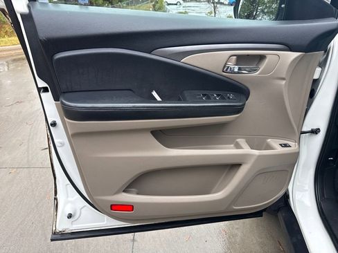 Used 2017 Honda Pilot EX-L image 14