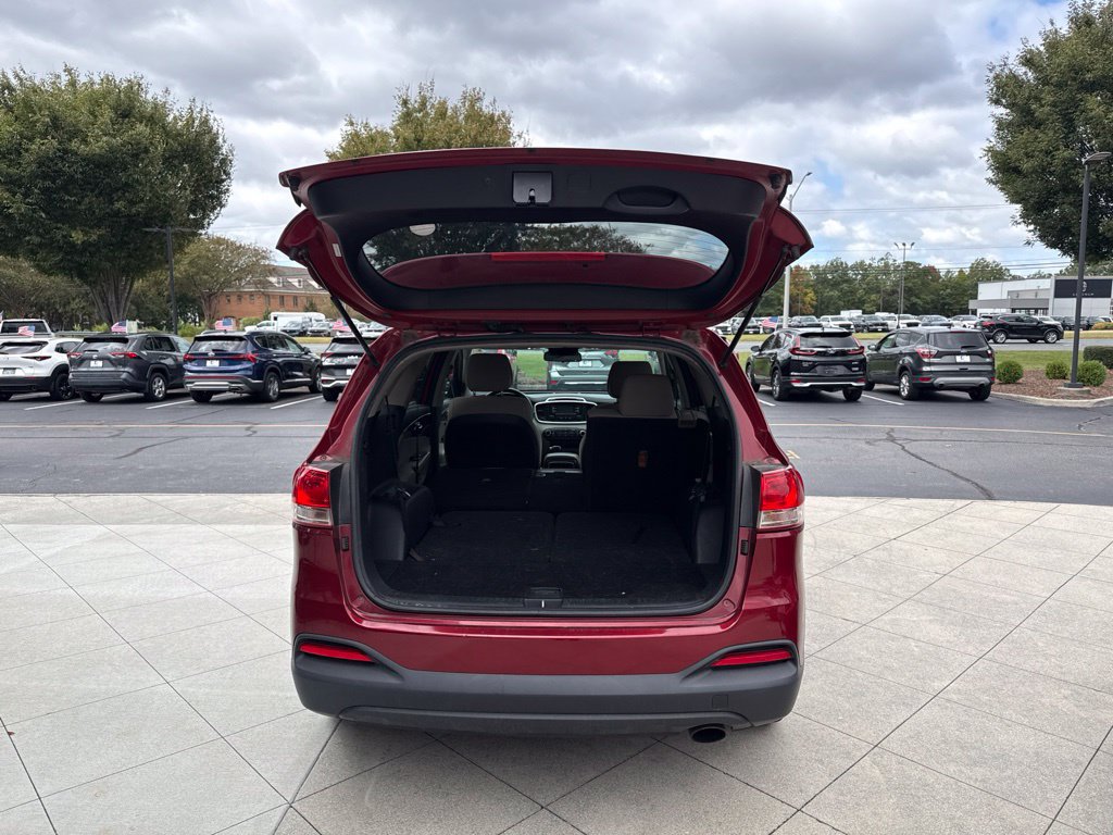 Used 2016 Kia Sorento LX AWD/4WD image 9