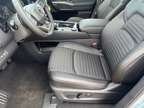 New 2026 Nissan Pathfinder Rock Creek image 18