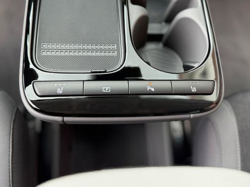 New 2026 Hyundai Ioniq 5 SE image 16