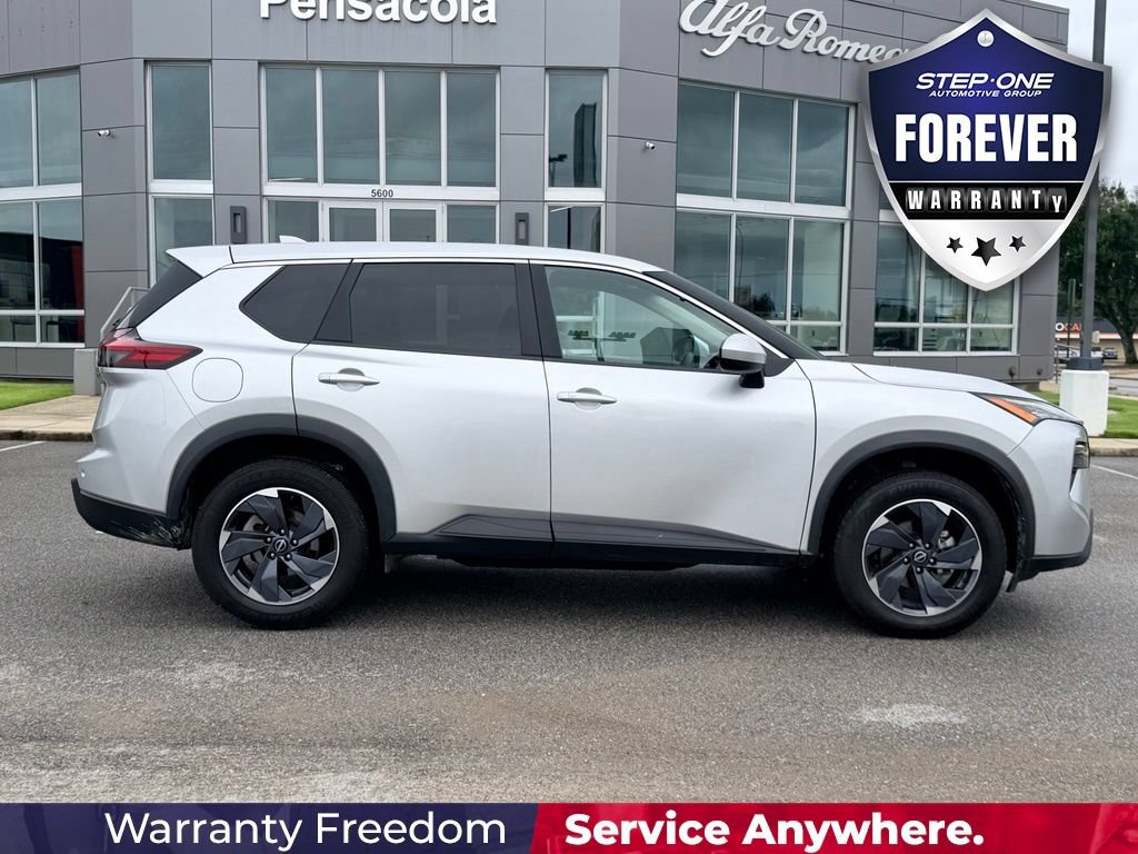 Used 2024 Nissan Rogue SV FWD image 7