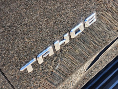 Used 2025 Chevrolet Tahoe LT AWD/4WD image 8