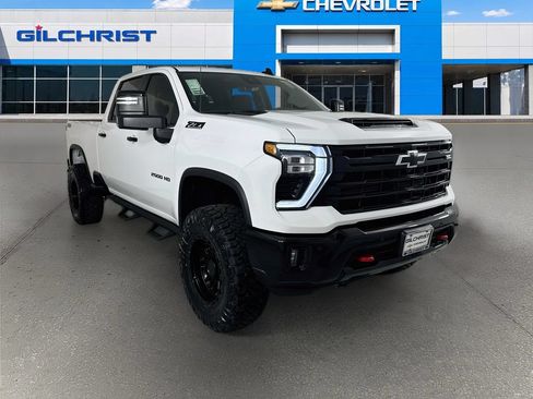 New 2026 Chevrolet Silverado 2500 LT w/ Trail Boss Package AWD/4WD image 1