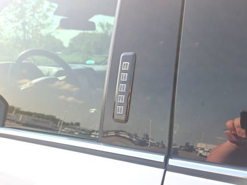 Used 2019 Ford F150 4x4 SuperCrew image 19