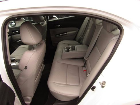 Used 2016 Acura TLX V6 SH-AWD w/ Technology Pkg image 18