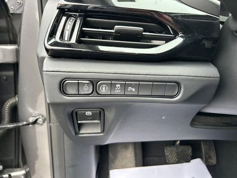 Used 2023 Acura MDX Technology image 24