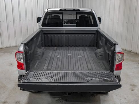 Used 2019 Nissan Titan PRO-4X AWD/4WD image 60