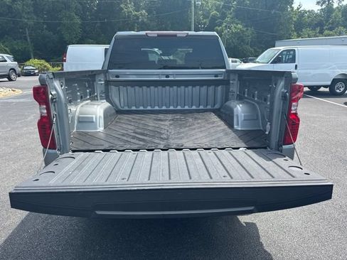 Used 2024 Chevrolet Silverado 1500 LT AWD/4WD image 13