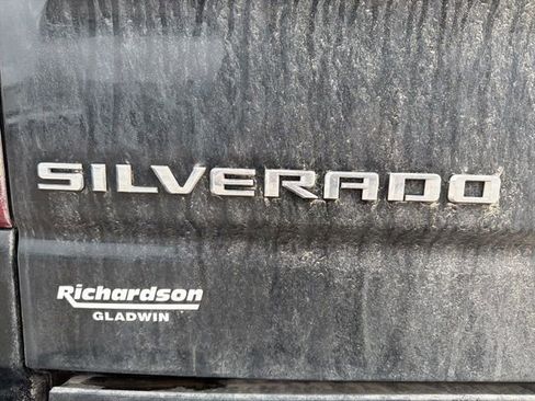 Used 2025 Chevrolet Silverado 1500 High Country w/ High Country Premium Package AWD/4WD image 14