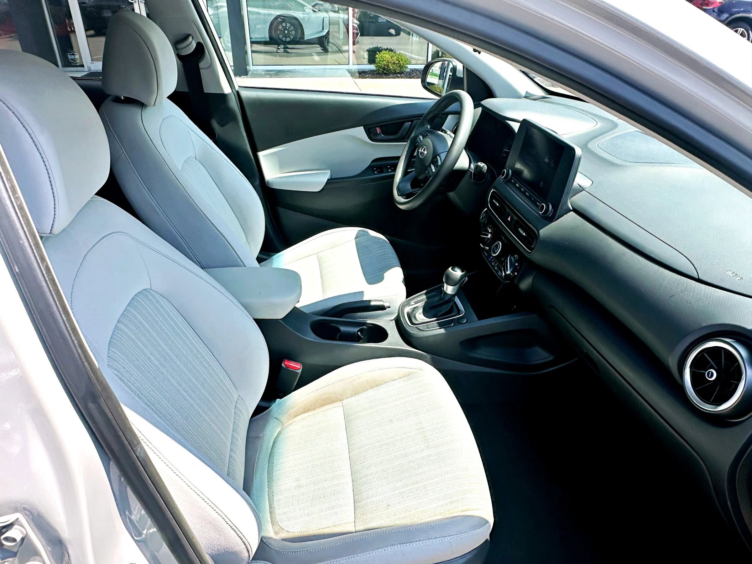 Used 2023 Hyundai Kona SEL w/ Cargo Package FWD image 19