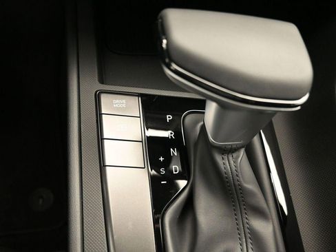 New 2026 Hyundai Elantra Sport image 16