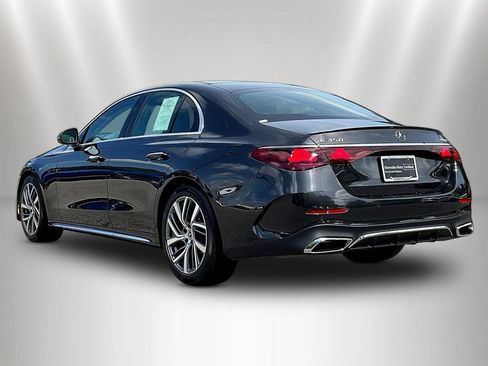 Certified 2025 Mercedes-Benz E 350 4MATIC Sedan w/ MBUS Superscreen Package image 5