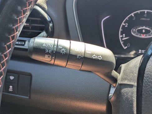 Used 2024 Honda Pilot TrailSport image 28