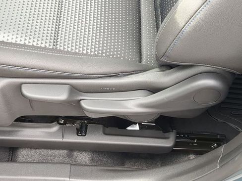 New 2026 Chevrolet Trax LT w/ LT Convenience Package image 19