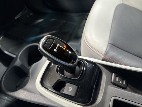 Used 2020 Chevrolet Bolt Premier w/ Infotainment Package image 18